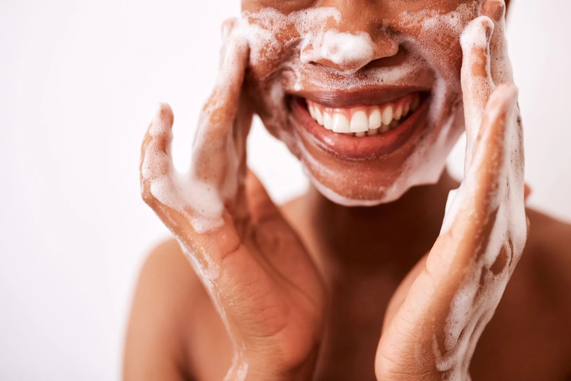 Cover_Photo_100_PURE_Why_Your_Skin_Needs_a_Natural_Face_Cleanser_Especially_If_You_Have_Pores