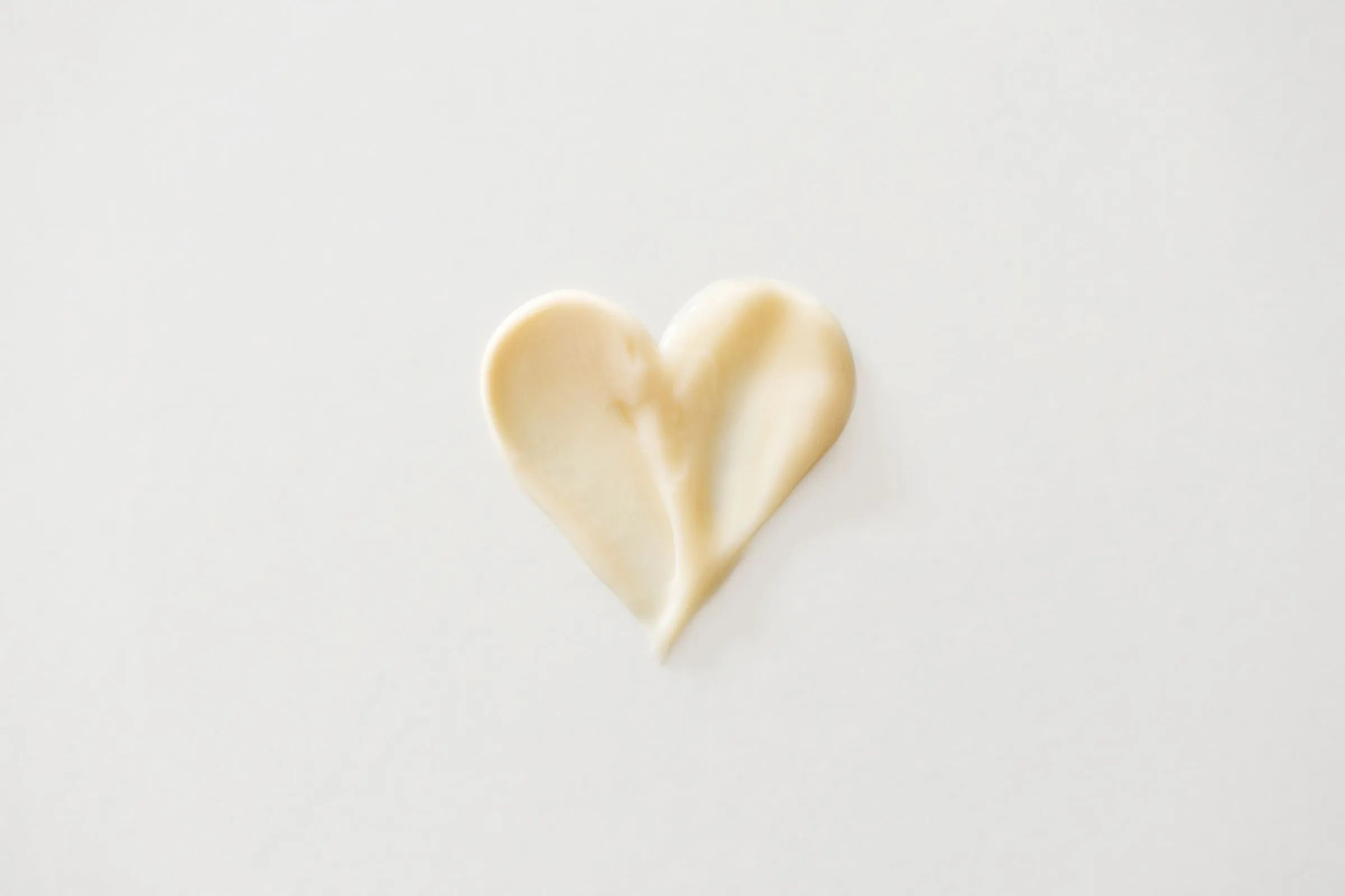 cover-photo-why-dermatologists-say-skinimalism-isnt-just-a-trend-its-smart-skincare